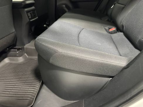 Used 2025 Toyota RAV4 LE AWD/4WD image 43