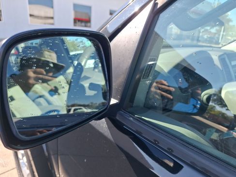 Used 2012 Nissan Frontier SV w/ SV Premium Utility Pkg image 14