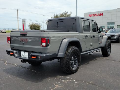 Used 2021 Jeep Gladiator Mojave w/ Cold Weather Group AWD/4WD image 4