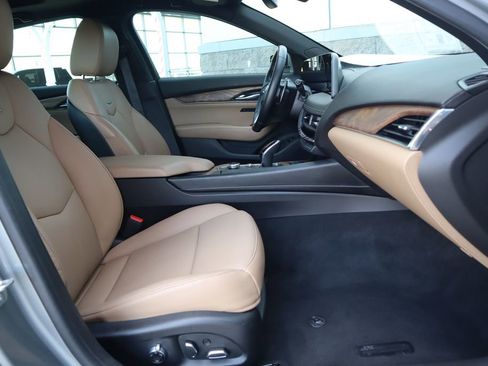 Used 2025 Cadillac CT5 Premium Luxury image 19