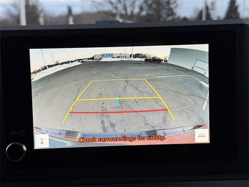 Used 2025 Toyota Tacoma TRD Sport image 37