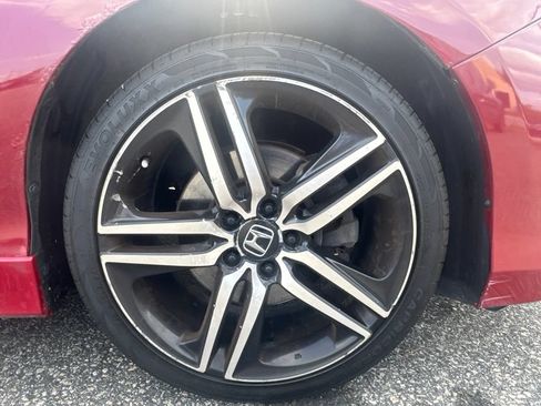 Used 2017 Honda Accord Sport Special Edition image 25