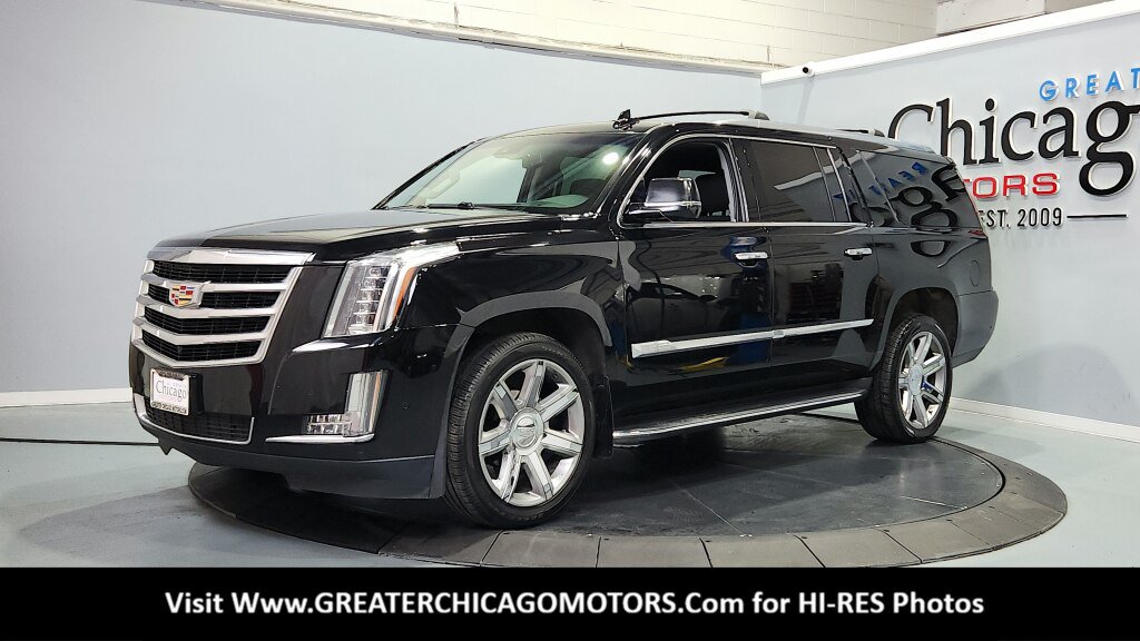 Used 2017 Cadillac Escalade ESV Luxury AWD/4WD image 4