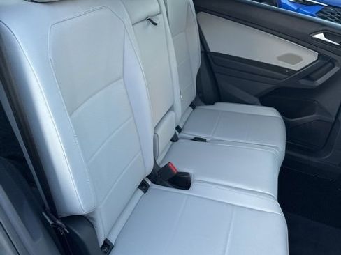 Used 2021 Volkswagen Tiguan SE R-Line image 27