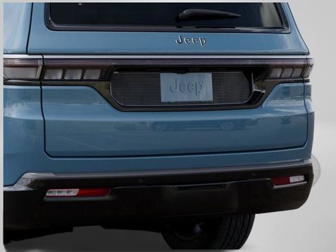 New 2026 Jeep Grand Wagoneer 2WD image 13