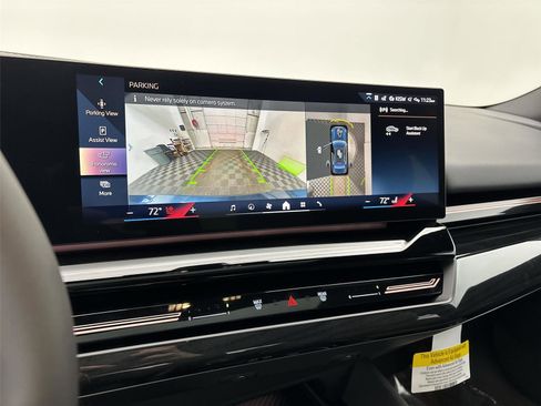 New 2026 BMW 530i xDrive w/ Premium Package image 30