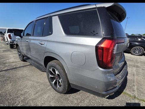 Used 2025 GMC Yukon AT4 w/ Premium Trailering Package AWD/4WD image 3