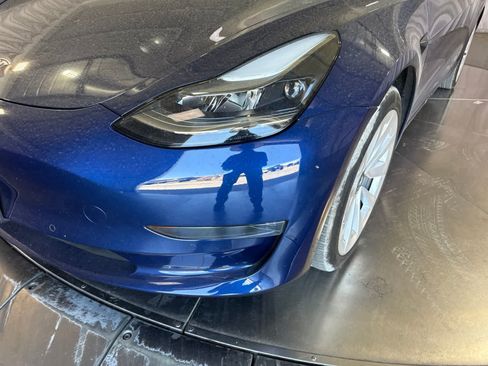 Used 2022 Tesla Model 3 Long Range AWD/4WD image 9