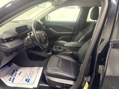 Used 2025 Ford Mustang Mach-E Premium AWD/4WD image 17