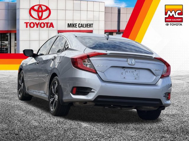 Used 2017 Honda Civic Touring image 6