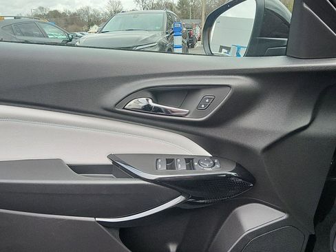 New 2026 Chevrolet Trax LT w/ Driver Confidence Package image 18