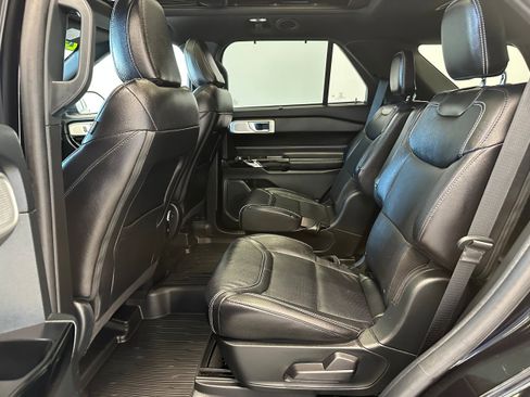 Used 2023 Ford Explorer ST w/ Equipment Group 401A image 13