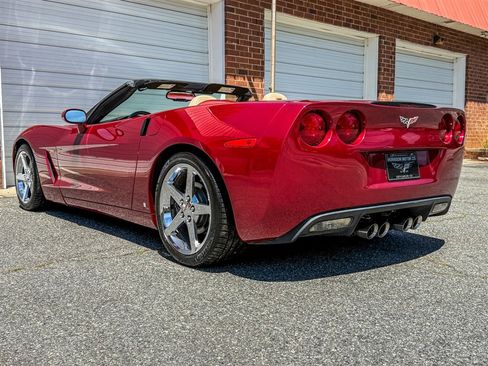 Used 2008 Chevrolet Corvette Convertible w/ Preferred Equipment Group RWD image 27