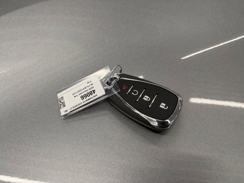 Used 2026 Chevrolet Trax RS w/ Sunroof Package image 30