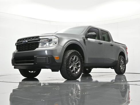 Used 2023 Ford Maverick XLT image 36