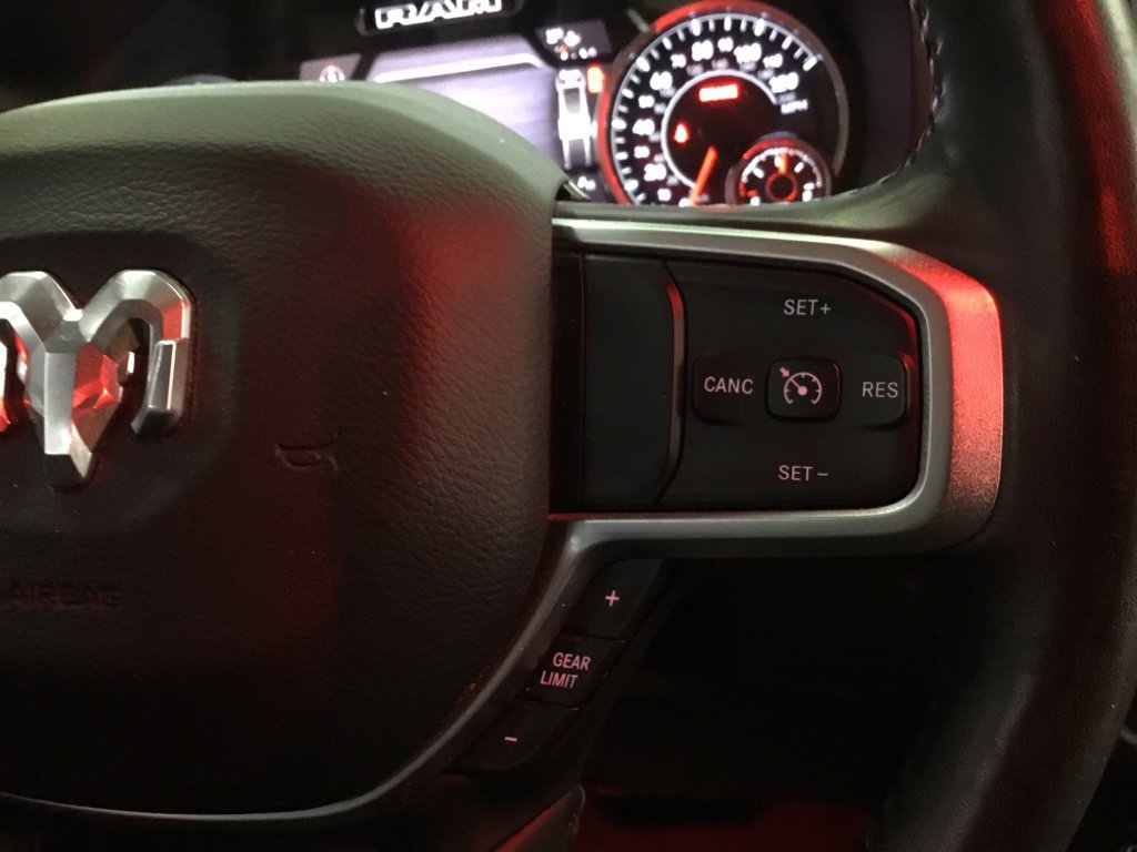 Used 2020 RAM 1500 Big Horn AWD/4WD image 32