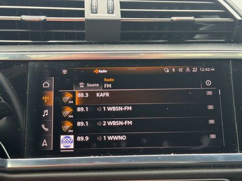 Certified 2023 Audi Q3 2.0T Premium Plus w/ Premium Plus Package AWD/4WD image 20