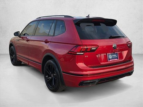 Certified 2024 Volkswagen Tiguan SE R-Line image 8
