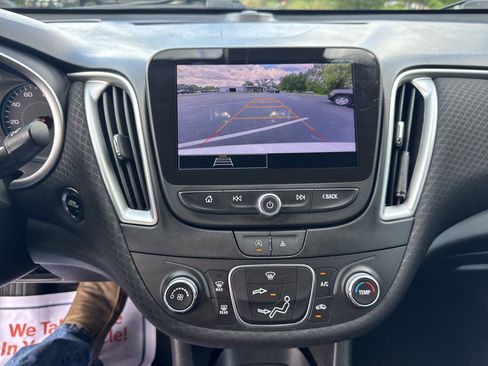 Used 2024 Chevrolet Malibu LS w/ Driver Confidence Package image 19