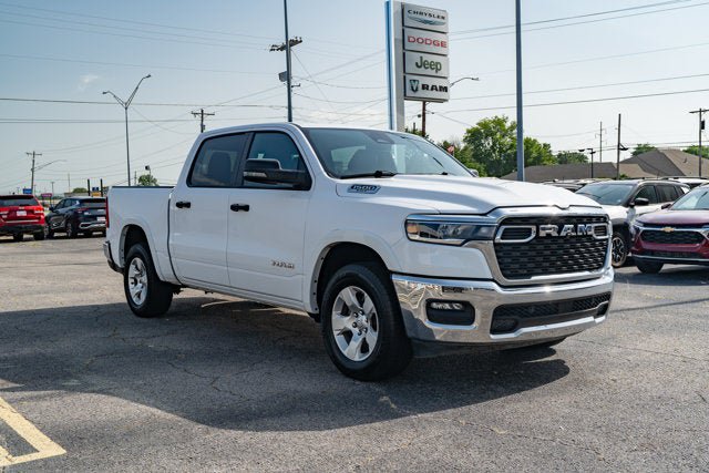 Used 2025 RAM 1500 Big Horn AWD/4WD image 7