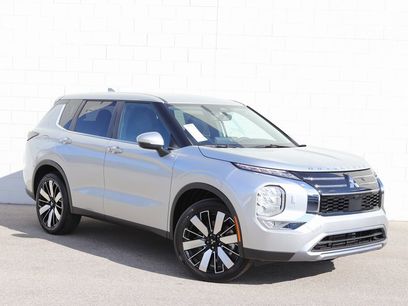 New 2025 Mitsubishi Outlander SE