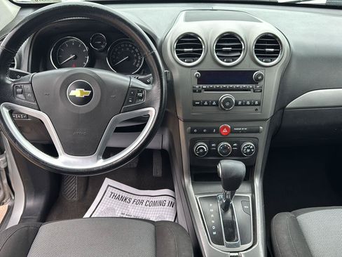 Used 2012 Chevrolet Captiva Sport LS FWD image 10