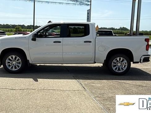 Used 2023 Chevrolet Silverado 1500 Custom RWD image 4