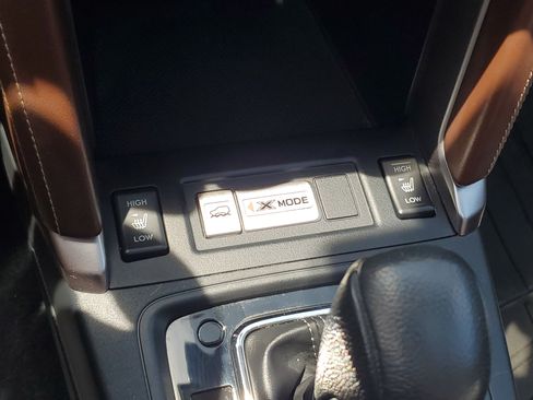 Used 2018 Subaru Forester 2.5i Touring w/ Popular Package #3B AWD/4WD image 28