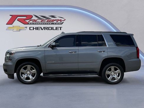 Used 2018 Chevrolet Tahoe LT image 2