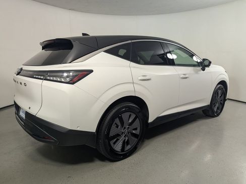 Used 2025 Nissan Murano SL AWD/4WD image 7