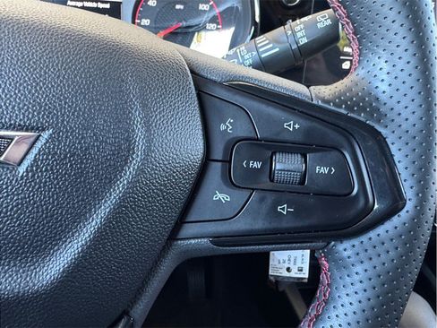 Used 2026 Chevrolet Trax RS w/ Sunroof Package FWD image 15