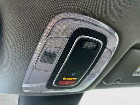 Used 2024 Hyundai Elantra SEL FWD image 32