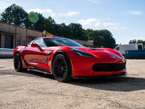 Used 2019 Chevrolet Corvette Grand Sport RWD image 14