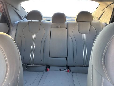 Used 2022 Hyundai Elantra SEL w/ Convenience + Premium Package image 18