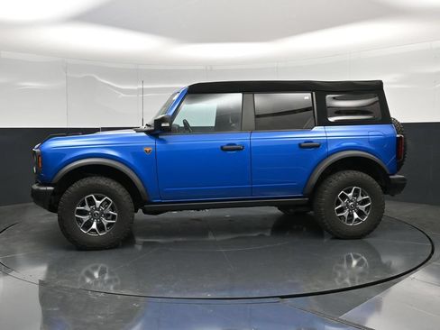 Used 2023 Ford Bronco Badlands AWD/4WD image 6