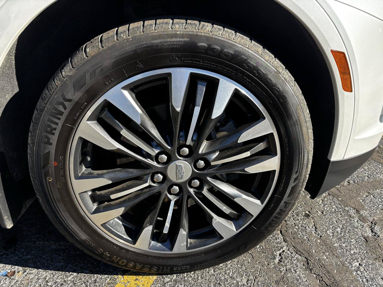 Used 2018 Cadillac XT5 Premium Luxury AWD/4WD image 10