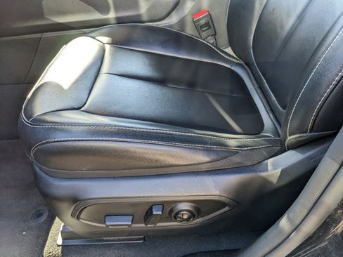 Used 2024 Jeep Grand Cherokee Limited 4xe image 11