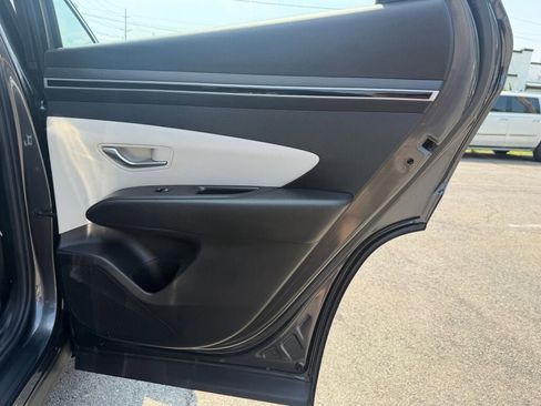 Used 2023 Hyundai Tucson SE AWD/4WD image 23
