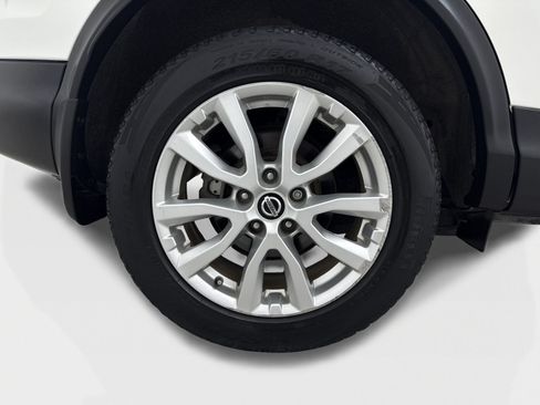 Used 2020 Nissan Rogue Sport S w/ Appearance Package FWD image 47