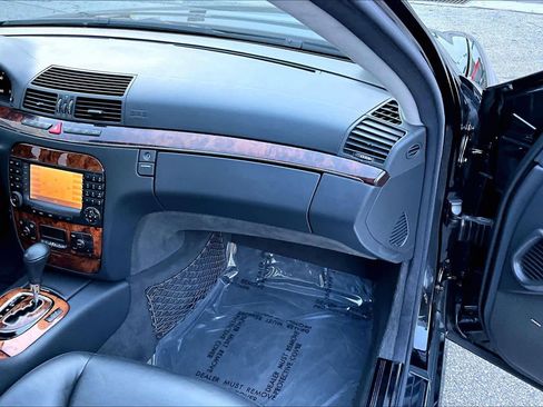 Used 2006 Mercedes-Benz S 500 image 17