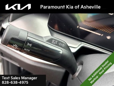 New 2026 Kia Sorento LX FWD image 25