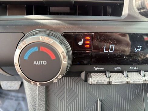 New 2026 Toyota Tacoma TRD Off-Road AWD/4WD image 15