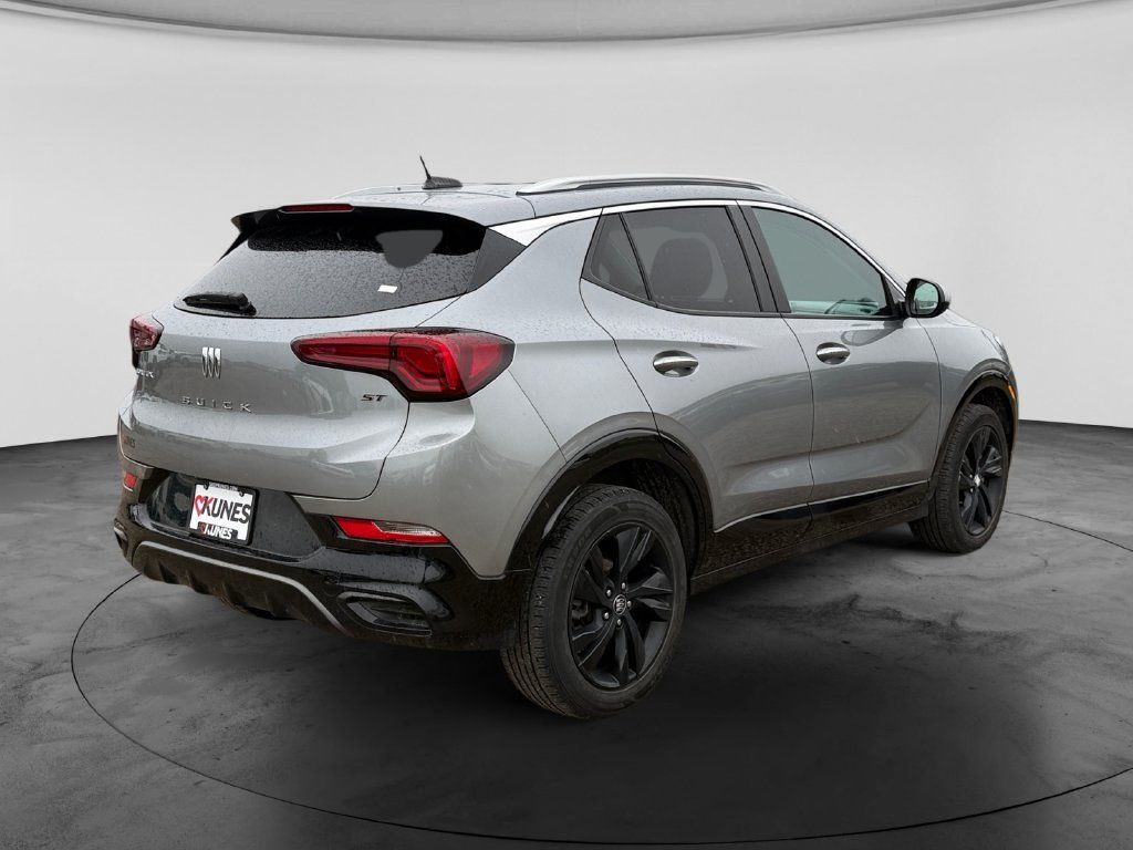 Used 2024 Buick Encore GX Sport Touring AWD/4WD image 9