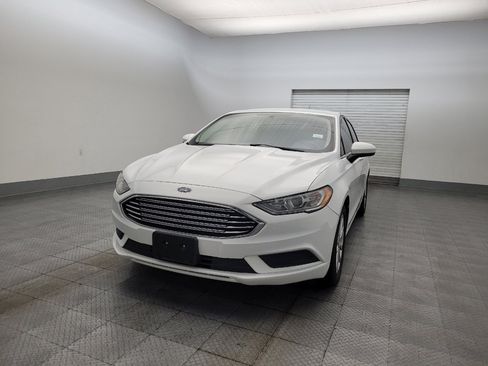 Used 2017 Ford Fusion SE w/ Fusion SE Technology Package image 15
