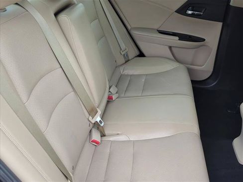 Used 2015 Honda Accord EX-L image 23