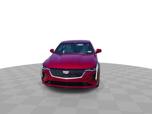 Certified 2025 Cadillac CT4 Luxury RWD image 3