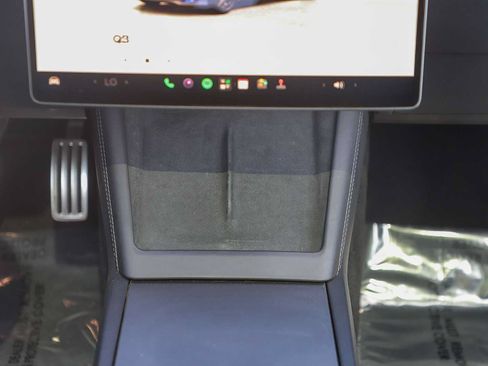 Used 2024 Tesla Model 3 Performance AWD/4WD image 13