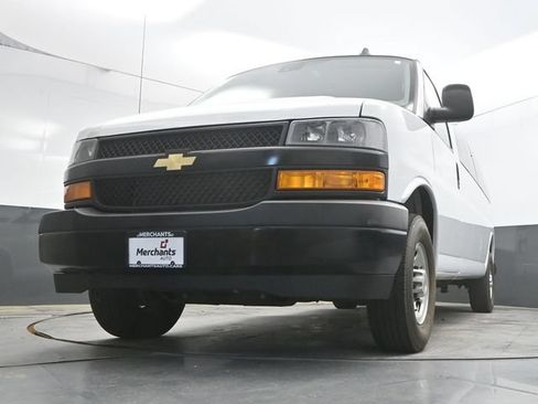 Used 2024 Chevrolet Express 3500 LS RWD image 34