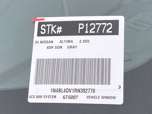 Used 2024 Nissan Altima 2.5 SV image 31