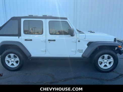 Used 2020 Jeep Wrangler Unlimited Sport AWD/4WD image 2